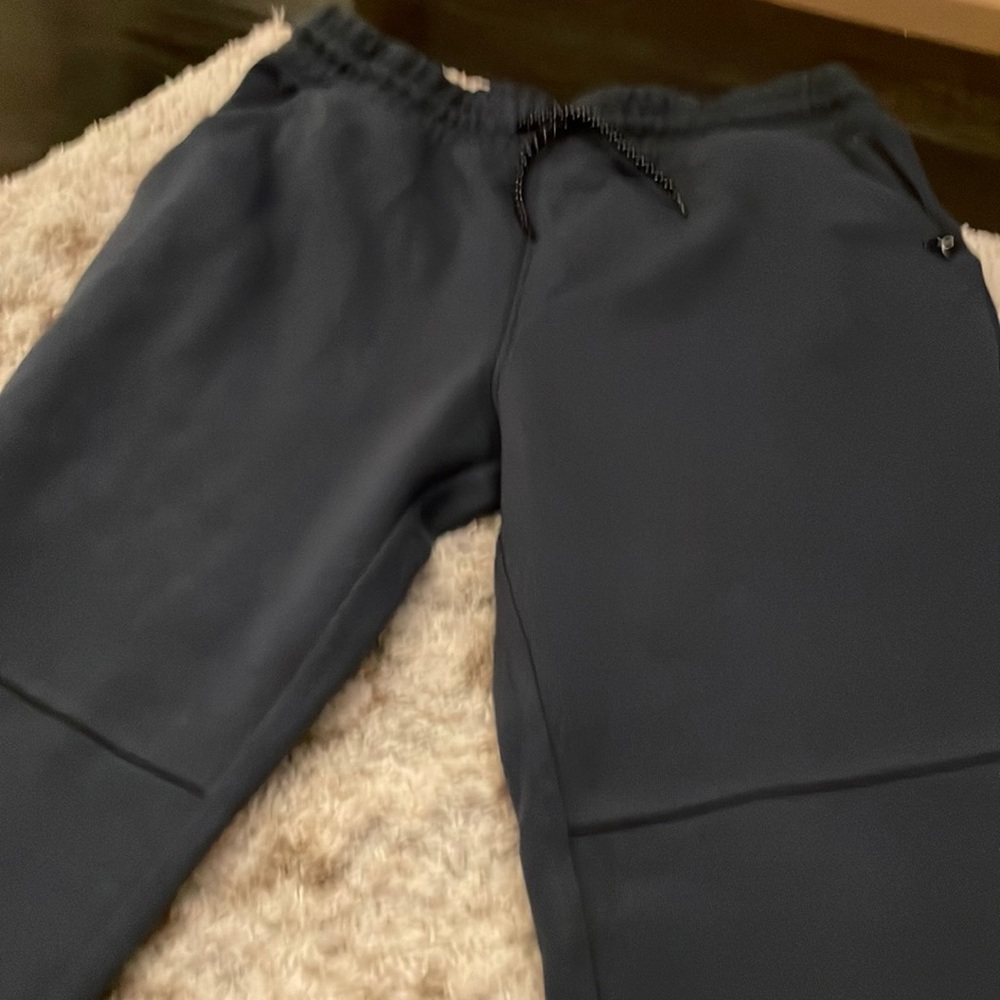 sweat pants